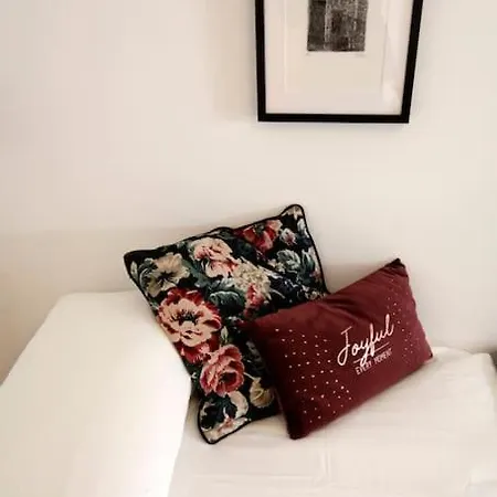 Dom wakacyjny Mont Blanc View 2br With Balcony & Parking