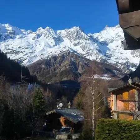 Lovely With Breathtaking View Of Mont Blanc クールマイユール