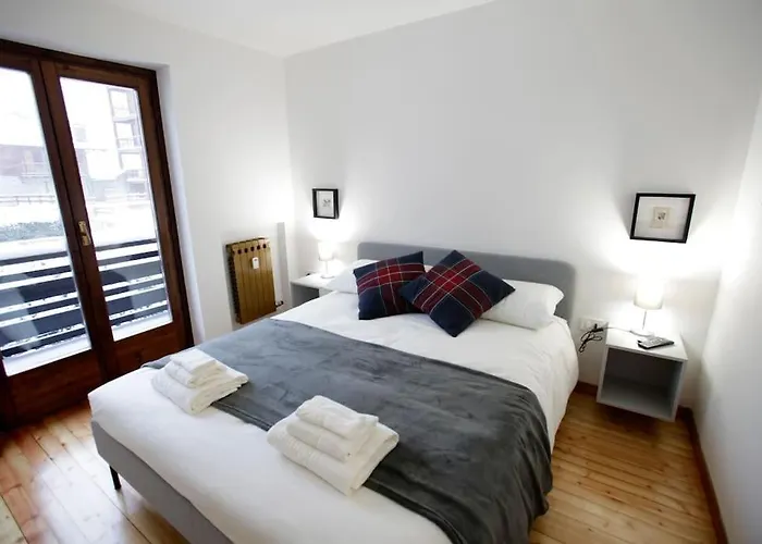 Mont Blanc View 2br With Balcony & Parking Nyaraló Courmayeur